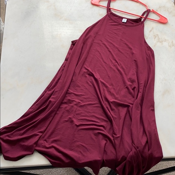 Old Navy Dresses & Skirts - Maroon old navy flowy dress